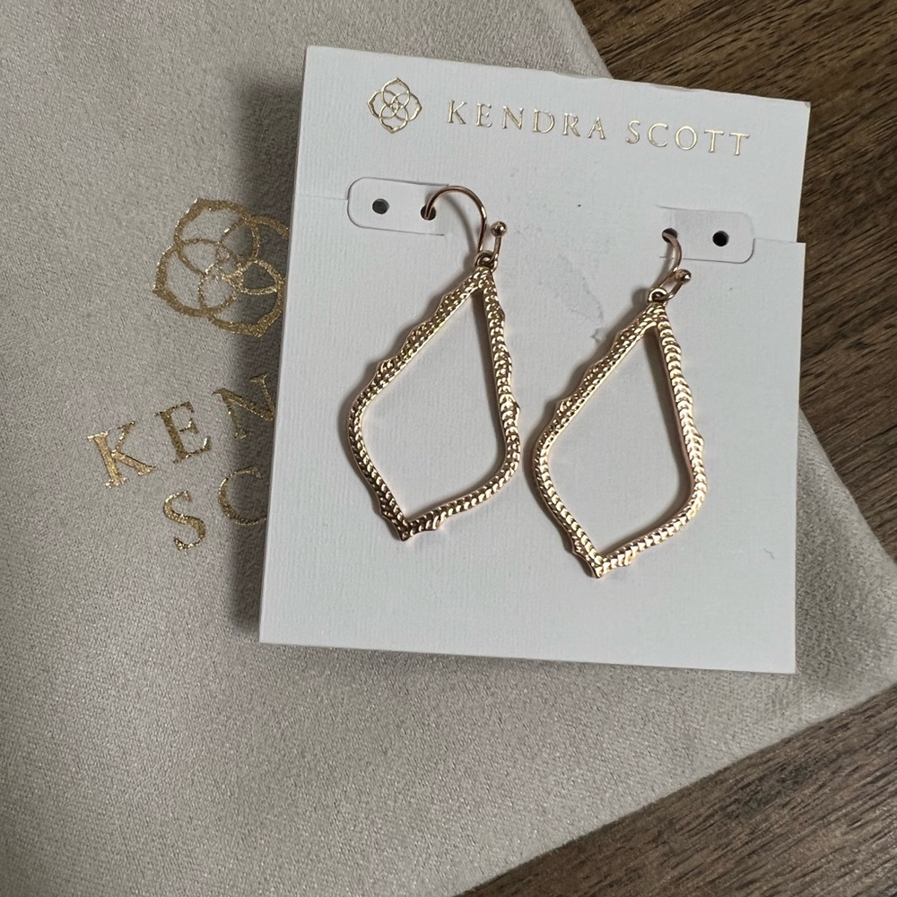 Kendra Scott Sophee Drop Earrings Rose Gold